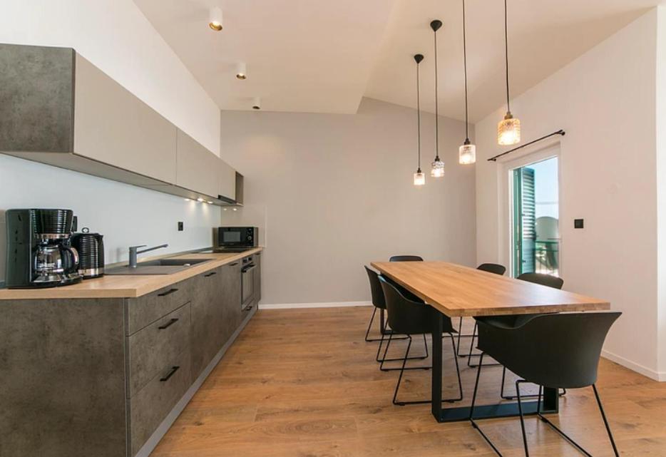 Apartments Simun Брела Екстериор снимка