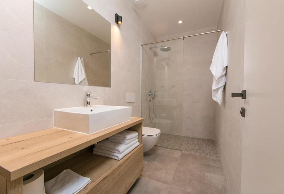Apartments Simun Брела Екстериор снимка