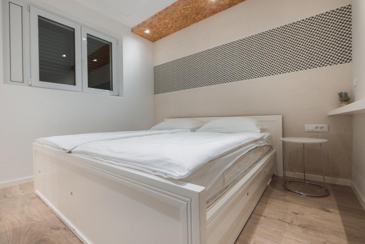 Apartments Simun Брела Екстериор снимка