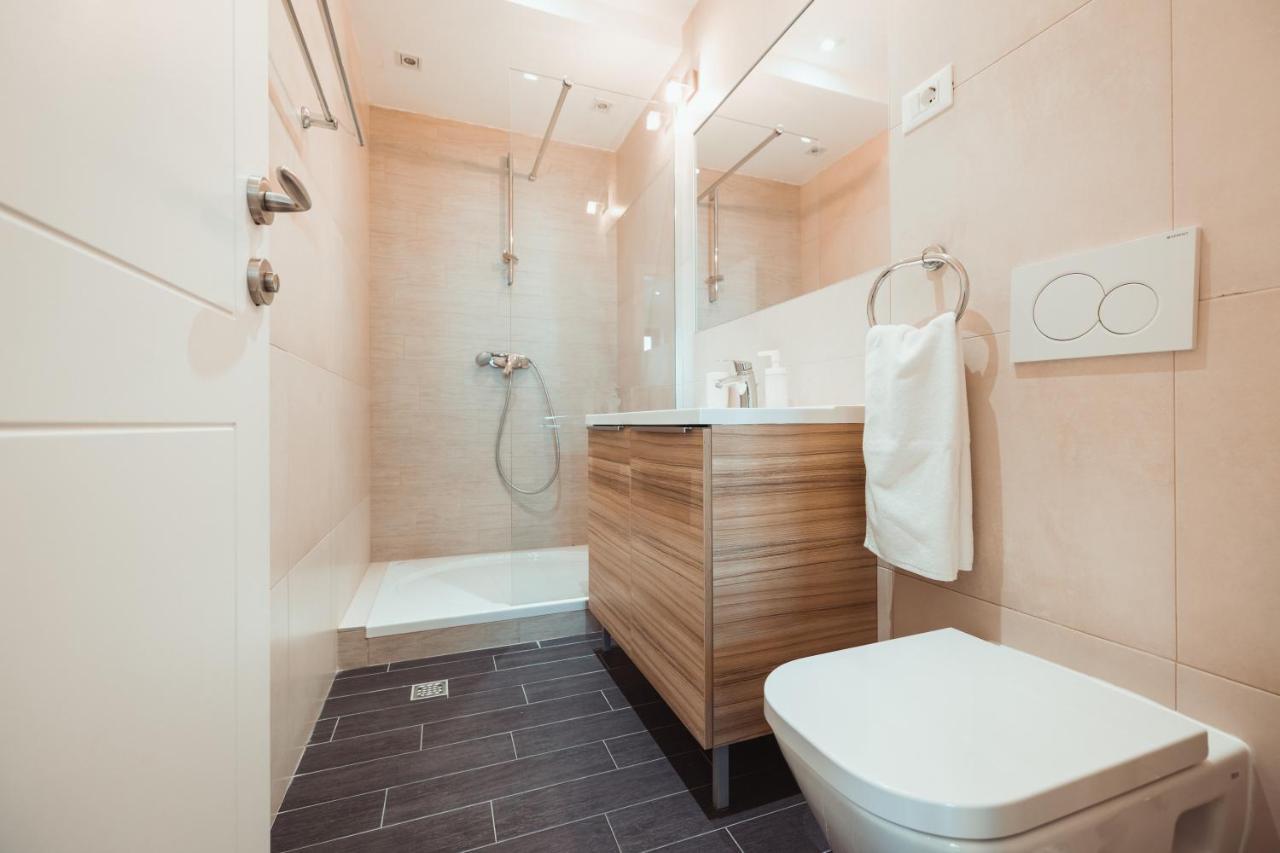 Apartments Simun Брела Екстериор снимка